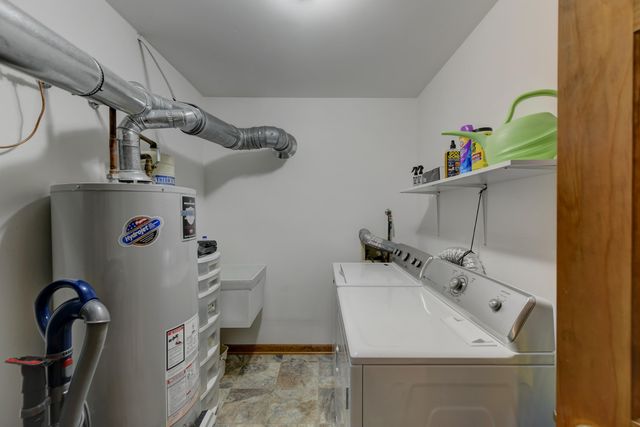 9235 Waymond Avenue 1, Highland, IN 46322