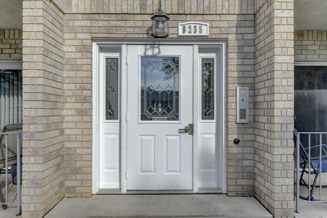 9235 Waymond Avenue 1, Highland, IN 46322