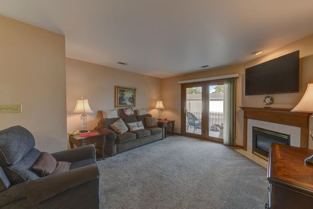 9235 Waymond Avenue 1, Highland, IN 46322