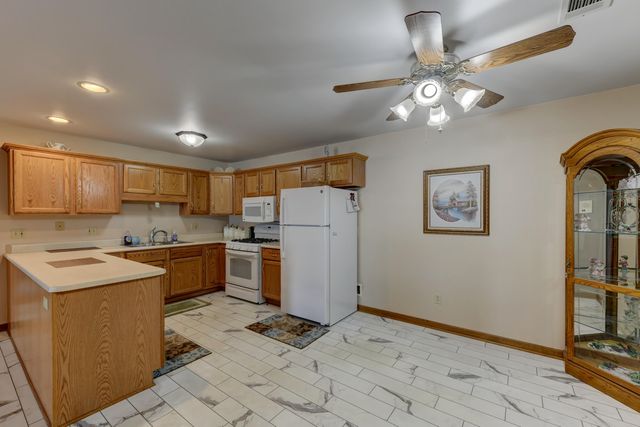 9235 Waymond Avenue 1, Highland, IN 46322