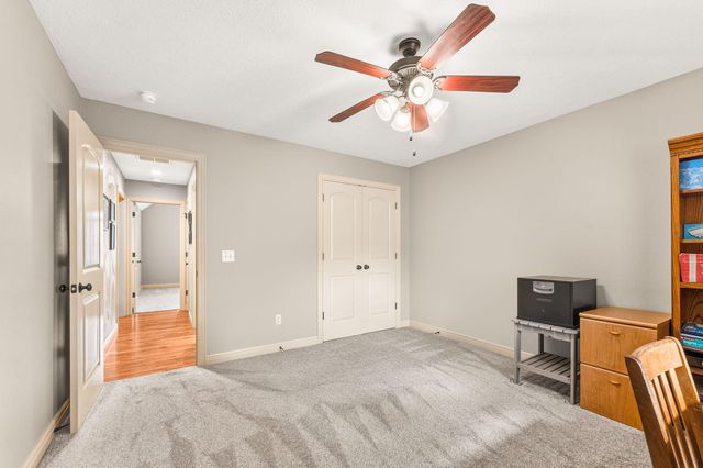 1409 N Wicklow Road, Nixa, MO 65714
