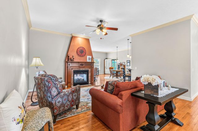 1409 N Wicklow Road, Nixa, MO 65714