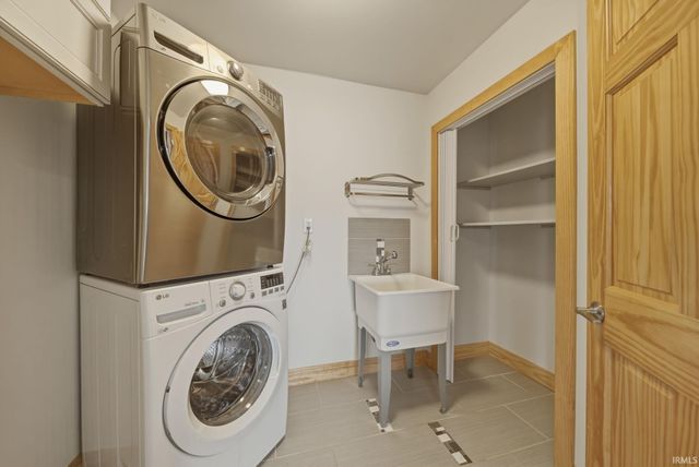 14722 W State Road 54, Linton, IN 47441