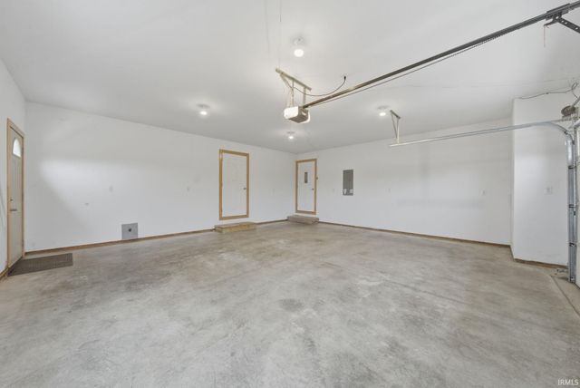 14722 W State Road 54, Linton, IN 47441