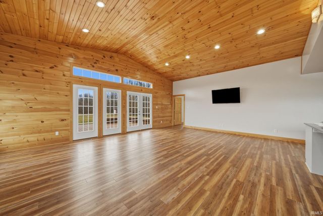 14722 W State Road 54, Linton, IN 47441