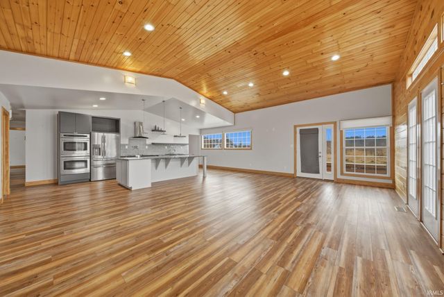 14722 W State Road 54, Linton, IN 47441