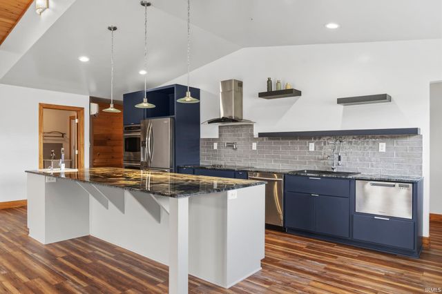 14722 W State Road 54, Linton, IN 47441