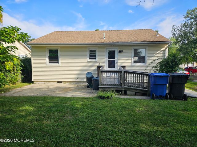 2411 6th Avenue, Toms River, NJ 08753