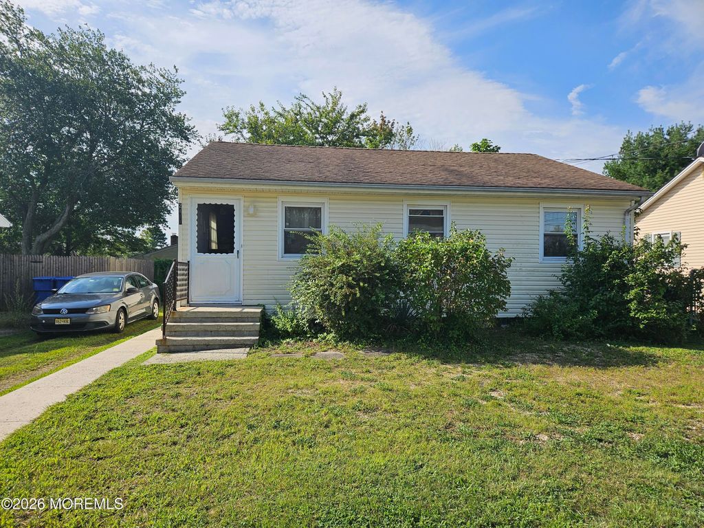 2411 6th Avenue, Toms River, NJ 08753