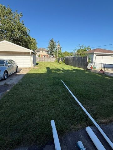 4023 Kolze Avenue, Schiller Park, IL 60176