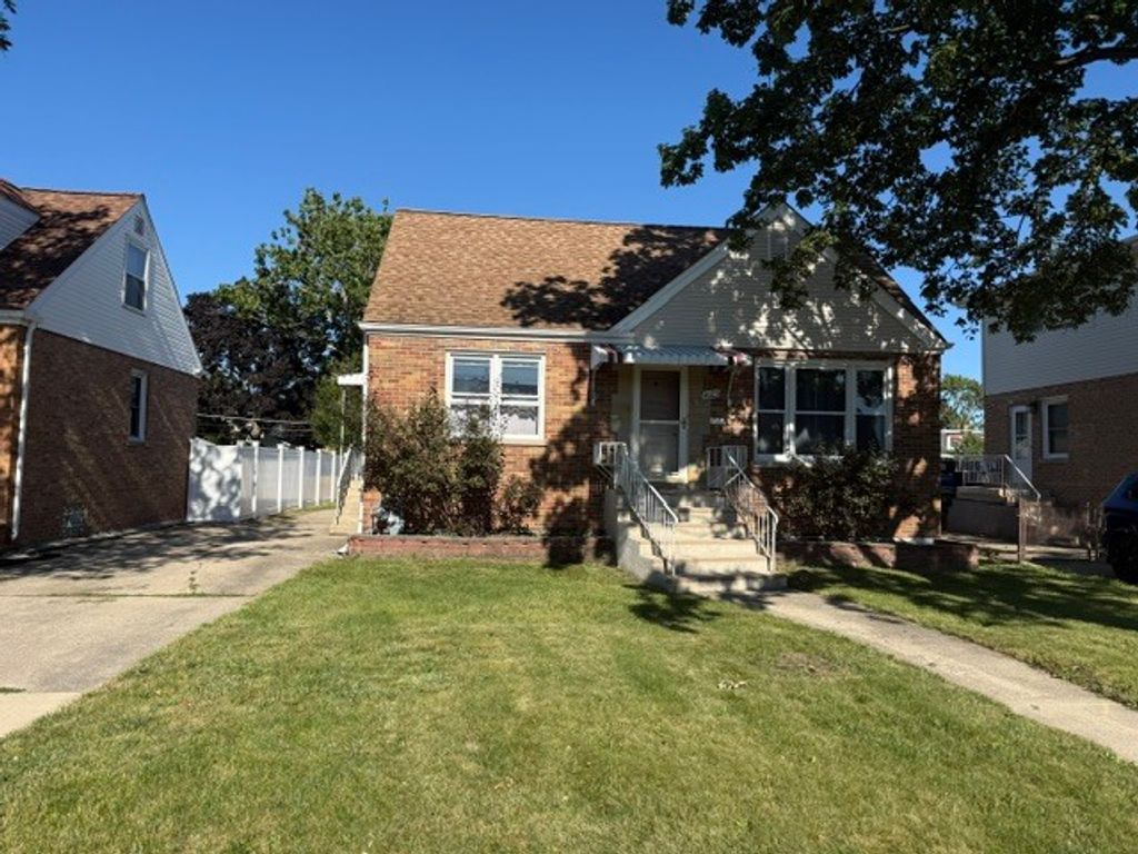 4023 Kolze Avenue, Schiller Park, IL 60176