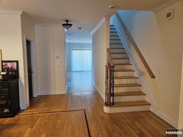 510 3rd Street A, Palisades Park, NJ 07650
