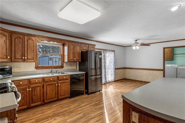 131 Chinqua Penn Trail, Reidsville, NC 27320