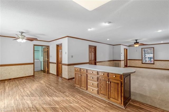 131 Chinqua Penn Trail, Reidsville, NC 27320