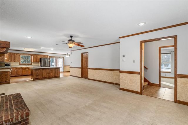 131 Chinqua Penn Trail, Reidsville, NC 27320