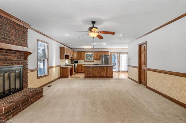 131 Chinqua Penn Trail, Reidsville, NC 27320