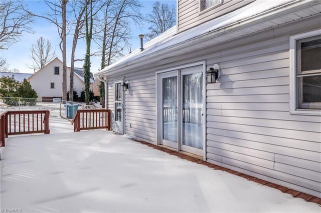 131 Chinqua Penn Trail, Reidsville, NC 27320