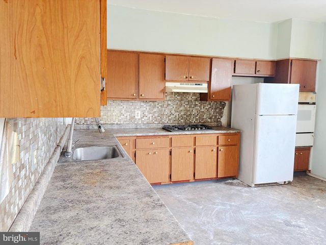 2326 DUNCAN ST, Philadelphia, PA 19124