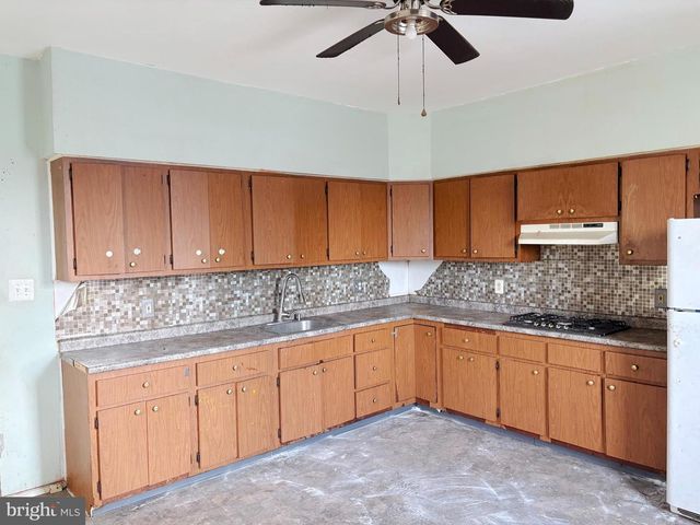 2326 DUNCAN ST, Philadelphia, PA 19124