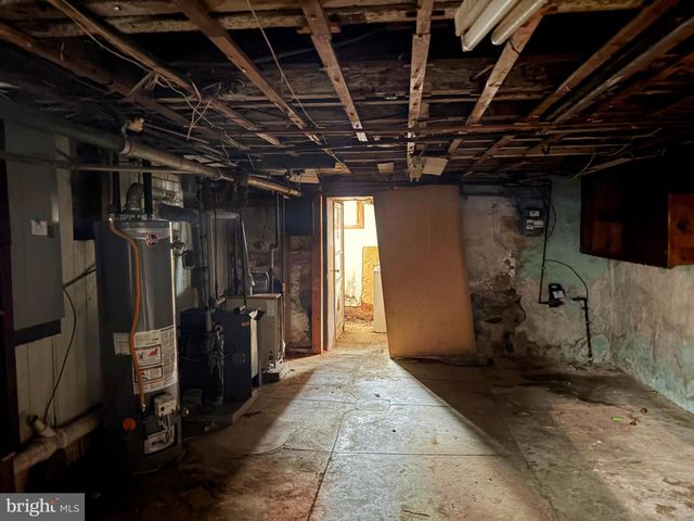 2326 DUNCAN ST, Philadelphia, PA 19124