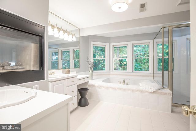 520 JOHANNA DRIVE, Sellersville, PA 18960