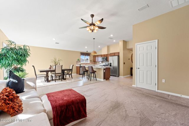 1327 PANTHER LAKE Parkway, Jacksonville, FL 32221