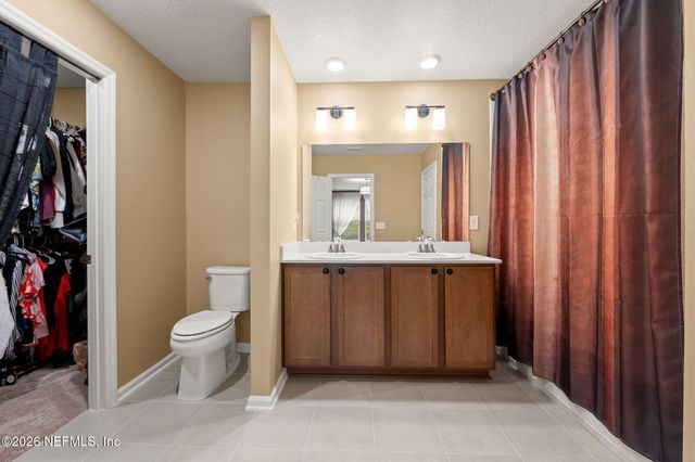1327 PANTHER LAKE Parkway, Jacksonville, FL 32221