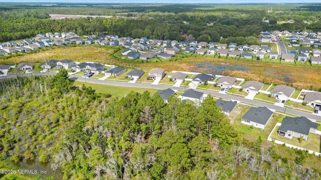 1327 PANTHER LAKE Parkway, Jacksonville, FL 32221