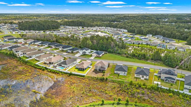1327 PANTHER LAKE Parkway, Jacksonville, FL 32221
