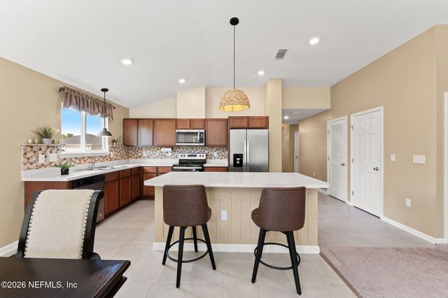 1327 PANTHER LAKE Parkway, Jacksonville, FL 32221