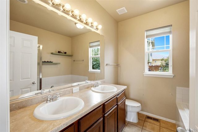 25107 E Canal Place, Aurora, CO 80018
