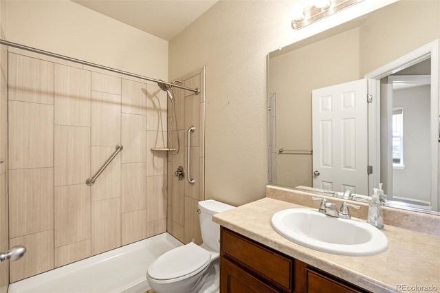 25107 E Canal Place, Aurora, CO 80018