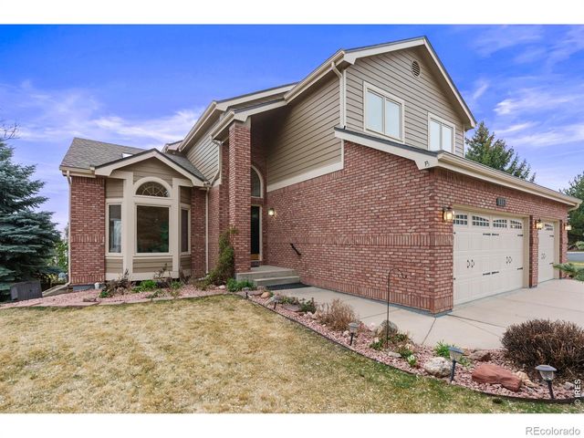 1013 Fox Hills Drive, Fort Collins, CO 80526