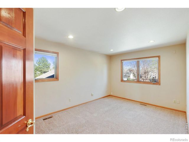 1013 Fox Hills Drive, Fort Collins, CO 80526