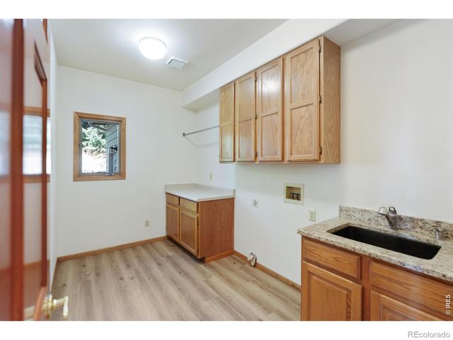 1013 Fox Hills Drive, Fort Collins, CO 80526