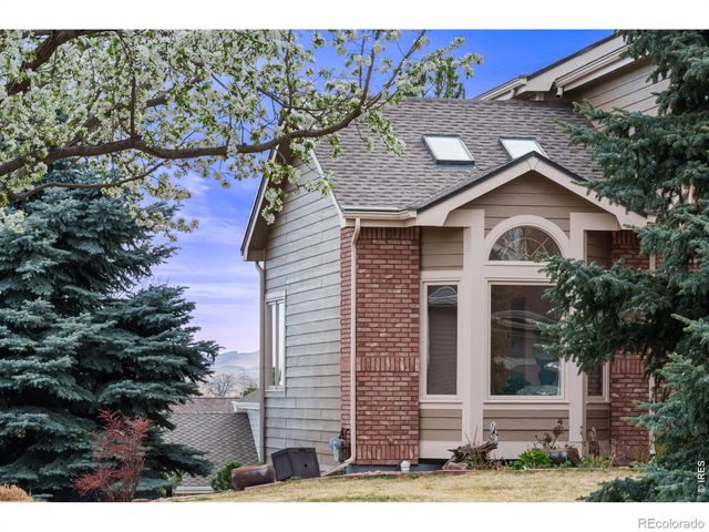1013 Fox Hills Drive, Fort Collins, CO 80526