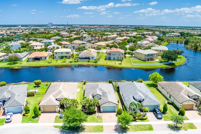 11277 SW Lake Park Drive, Port St. Lucie, Port St Lucie, FL 34987