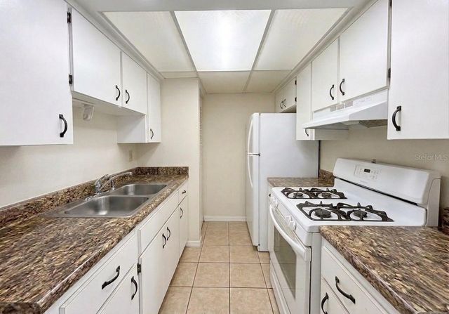 1103 CYPRESS GARDENS BOULEVARD 30, Winter Haven, FL 33884