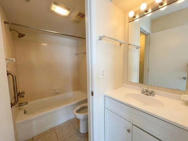1103 CYPRESS GARDENS BOULEVARD 30, Winter Haven, FL 33884