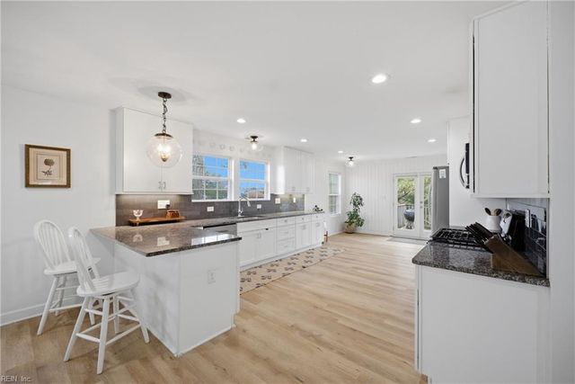 9609 19th Bay ST, Norfolk, VA 23518