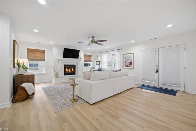 9609 19th Bay ST, Norfolk, VA 23518