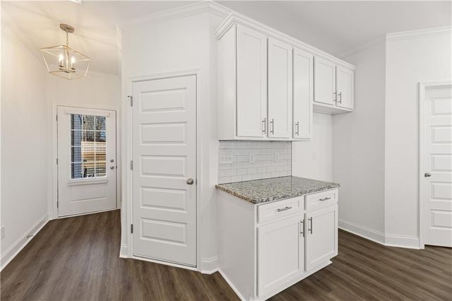 6013 Silverbell Drive, Flowery Branch, GA 30542