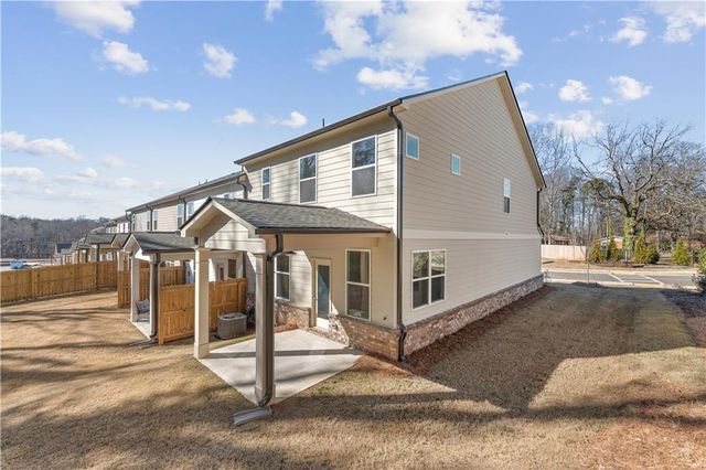 6013 Silverbell Drive, Flowery Branch, GA 30542
