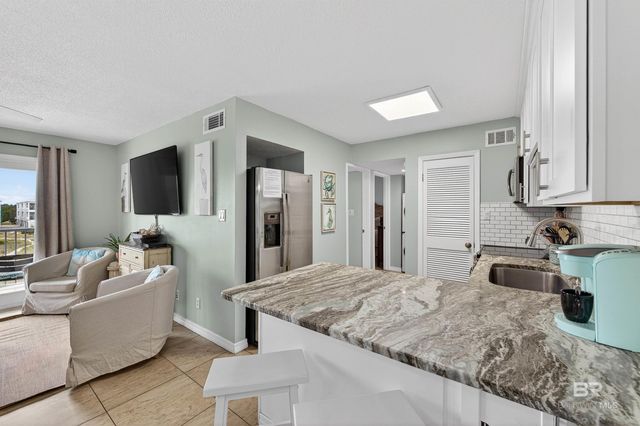1129 W Beach Boulevard 211, Gulf Shores, AL 36542