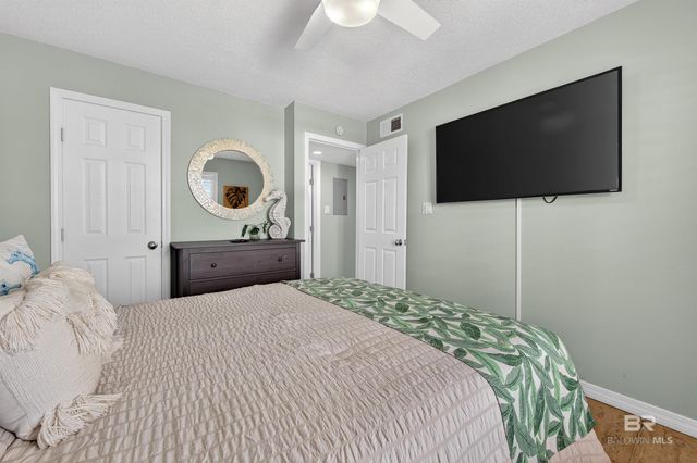 1129 W Beach Boulevard 211, Gulf Shores, AL 36542