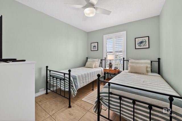 1129 W Beach Boulevard 211, Gulf Shores, AL 36542