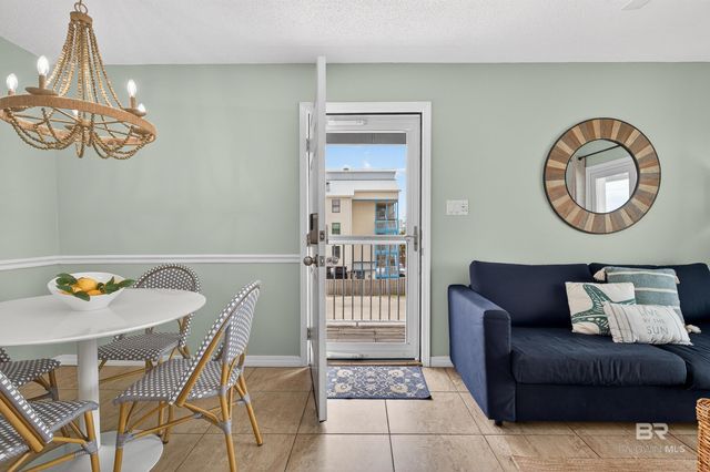 1129 W Beach Boulevard 211, Gulf Shores, AL 36542