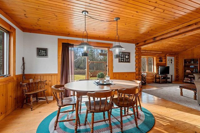 13593 MORGAN ROAD, Gillett, WI 54124