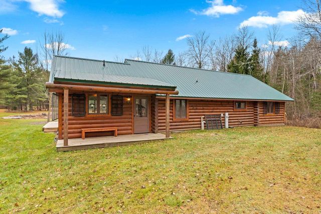 13593 MORGAN ROAD, Gillett, WI 54124