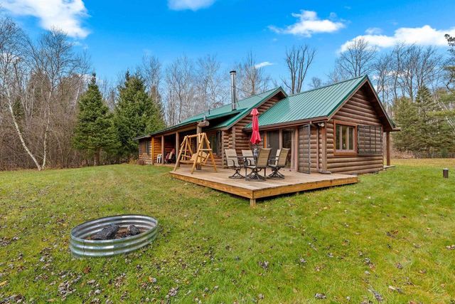 13593 MORGAN ROAD, Gillett, WI 54124